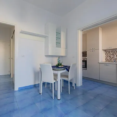 Apartment A Due Passi Dal Mare