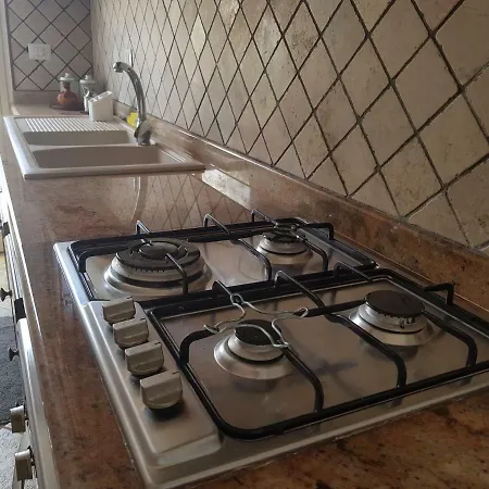 A Due Passi Dal Mare Apartmán *