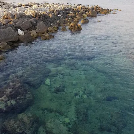 A Due Passi Dal Mare Apartmán *