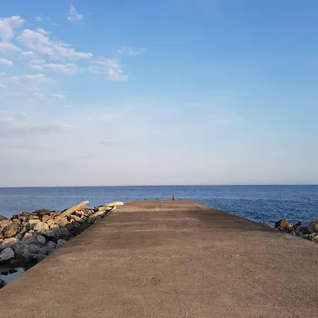 A Due Passi Dal Mare Apartmán Torre Pali